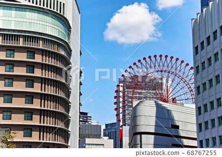 大阪梅田阪急梅田總店和HEP 5摩天輪 68767255
