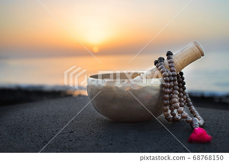 meditation backgroud 68768150