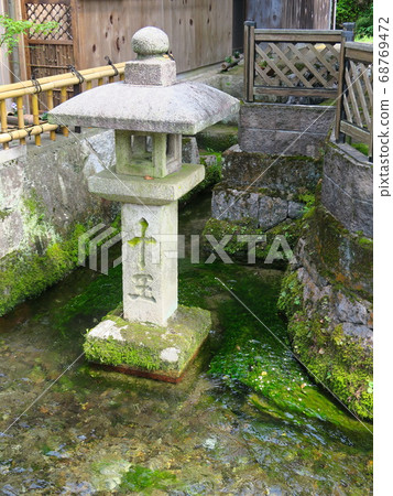 Jizo River and its scenery where "Umekamo" blooms in the clear river town of Araijuku Jizo River and its scenery where "Umekamo" blooms in the clear river town of Araijuku 68769472