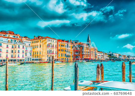 Views of the most beautiful canal of Venice - 68769648