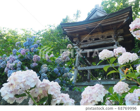 北海道Usu Zenkoji繡球寺的景觀 北海道Usu Zenkoji繡球寺的景觀 68769996