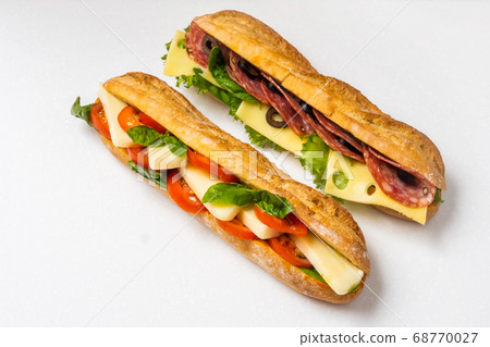 法國麵包番茄奶酪三明治 68770027