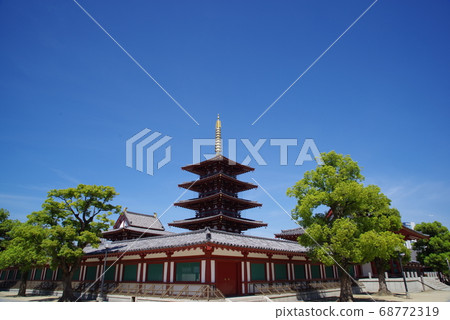 First Buddhist temple in Buddhism in Japan Shitennoji Temple built by Prince Shotoku First Buddhist temple in Buddhism in Japan Shitennoji Temple built by Prince Shotoku 68772319