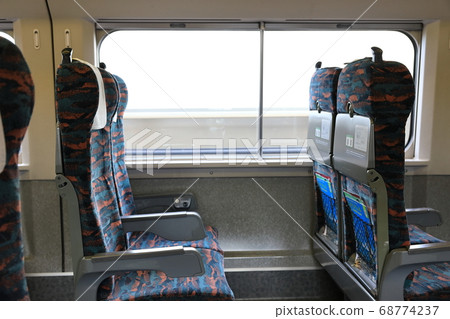 Joetsu Shinkansen ordinary car Joetsu Shinkansen ordinary car 68774237