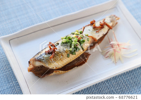 薑汁煮沙丁魚 薑汁煮沙丁魚 68776621