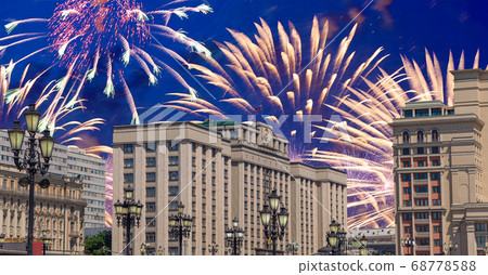 Fireworks over the building of the State Duma of the Federal Assembly of Russian Federation during Victory Day (WWII), Moscow, Russia 68778588