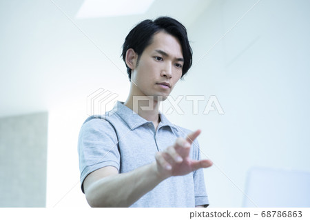 一根手指 68786863