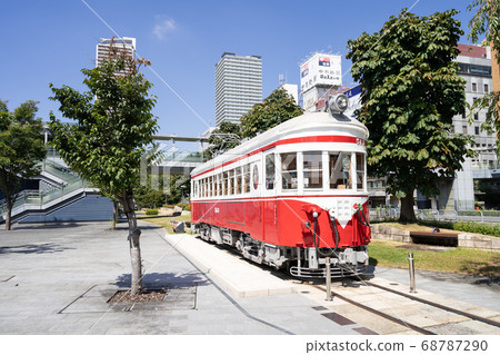 Gifu Station North Exit Square in front of Meitetsu Model 510 (Maru Window Train) Model 513 68787290