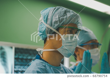 surgery, surgical, person 68790754