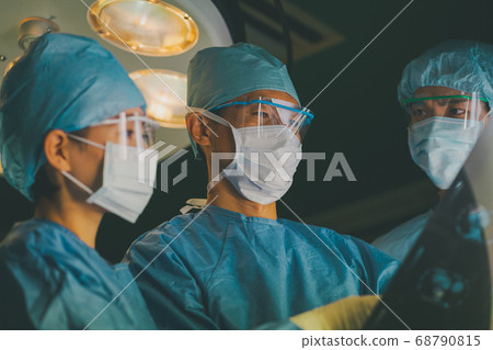 surgery, surgical, Operating Gown 68790815