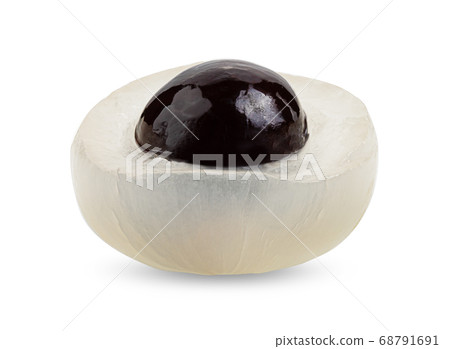 Longan  isolated on white background 68791691