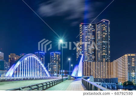 Cityscape Tokyo, night view of Tsukiji Ohashi Cityscape Tokyo, night view of Tsukiji Ohashi 68792580