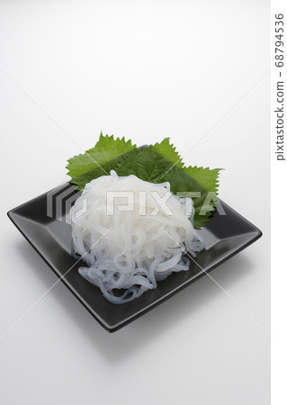 Low-calorie, healthy fiber konjac (Shirataki) with plenty of dietary fiber 68794536