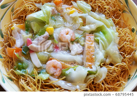 Dish udon Dish udon 68795445