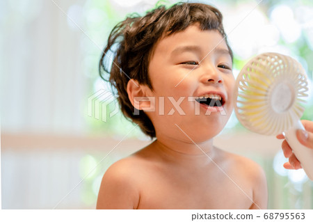 Child Lifestyle Summer Parenting 68795563