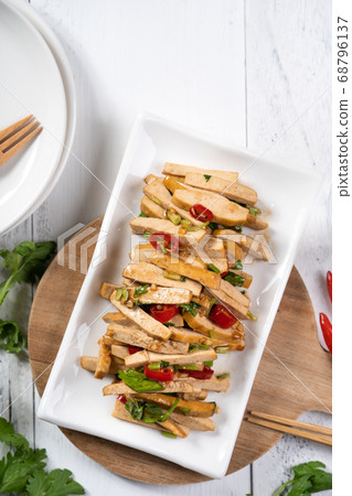 涼拌 豆干 豆乾 豆腐 cold dish dried tofu bean curd 冷たい料理 68796137