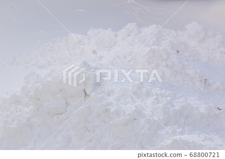 雪,北海道,除雪,積雪,雪國,寒冷,冬天,自然,鏟,降雪 雪,北海道,除雪,積雪,雪國,寒冷,冬天,自然,鏟,降雪 68800721