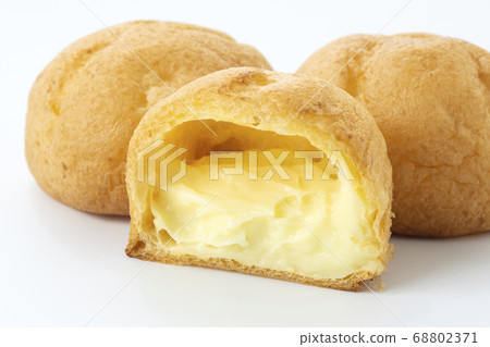奶油泡芙 68802371