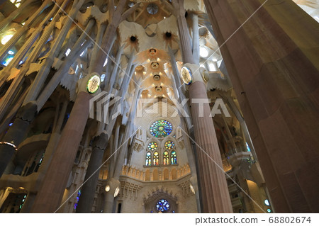 Sakurada Familia 68802674