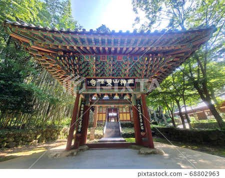 Ssangseongsa 68802963