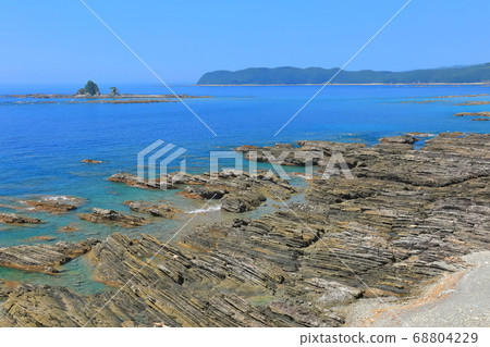 高知縣 晴朗天氣下的松崎海岸 化石疤痕 照片素材 圖片 68804229 Pixta圖庫