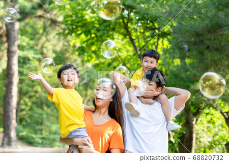 家庭生活方式旅行 68820732