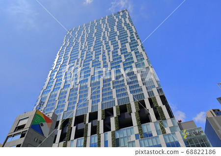 Tokyo Shibuya Station east exit cityscape Tokyo Shibuya Station east exit cityscape 68822186