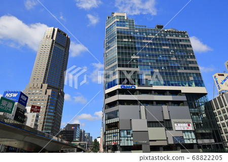 Tokyo Shibuya Station South Exit Cityscape Tokyo Shibuya Station South Exit Cityscape 68822205