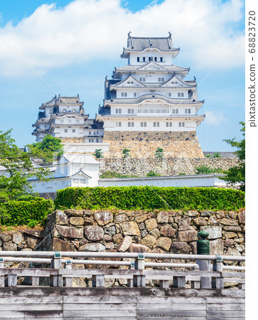 World heritage Himeji Castle vertical position World heritage Himeji Castle vertical position 68823720