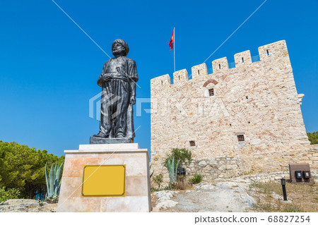 Pirate castle in Kusadasi Pirate castle in Kusadasi 68827254