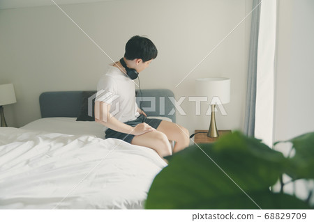 headphone, music, musical 68829709