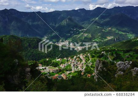 Village of Santa Croce Village of Santa Croce 68838284