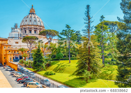VATICAN, VATICAN- MAY 09, 2017 VATICAN, VATICAN- MAY 09, 2017 68838662