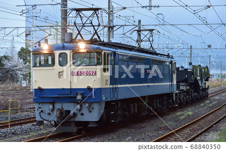 Tokaido Main Line Seisho Freight JR Freight EF65-2092 (New Tsurumi) + Shiki 801 (Nippon Express) 68840350
