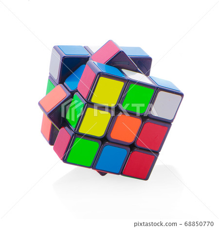 ISTANBUL- TURKEY - DECEMBER 21, 2017 ISTANBUL- TURKEY - DECEMBER 21, 2017 68850770