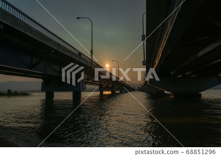 Take a picture of Lake Biwa Bridge over Lake Biwa, Shiga Prefecture Take a picture of Lake Biwa Bridge over Lake Biwa, Shiga Prefecture 68851296