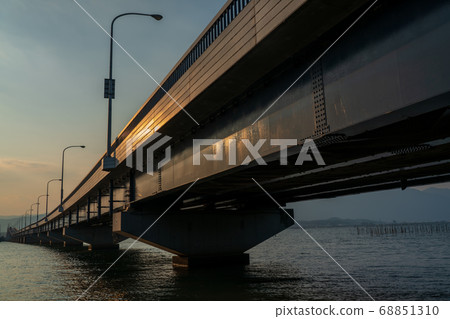 Take a picture of Lake Biwa Bridge over Lake Biwa, Shiga Prefecture 68851310