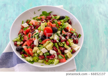 Fresh vegetable salad Fresh vegetable salad 68852137