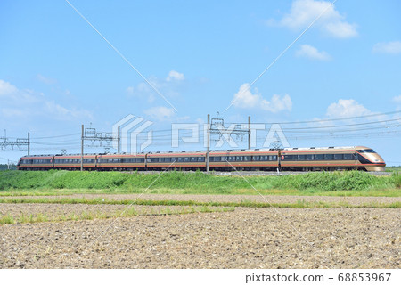 Tobu Railway Tobu Nikko Shin-Furukawa-Kurihashi 100 series 103F formation Spacia 68853967