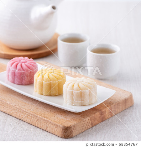 Snow skin moon cake moon cake Mid-Autumn Festival Snow skin moon cake mooncake げっぺい Fifteen Nights 68854767