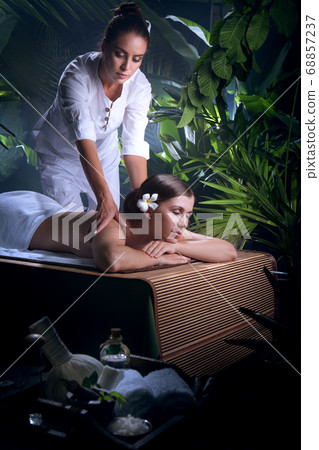 massage massage 68857237