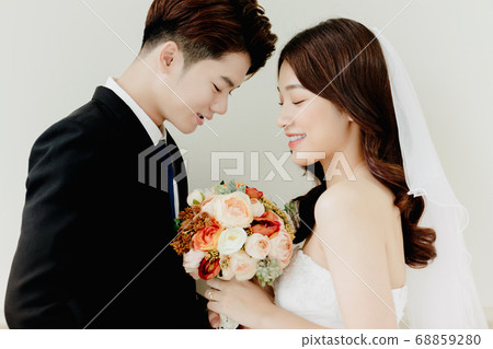 Happy Wedding Happy Wedding 68859280