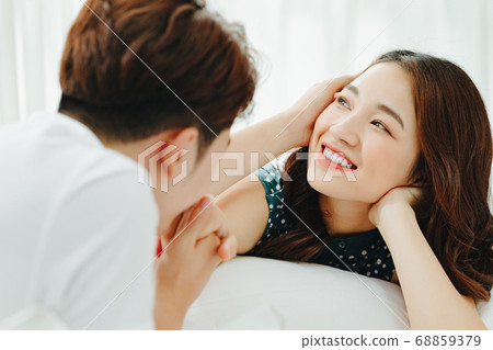 Happy couple 68859379
