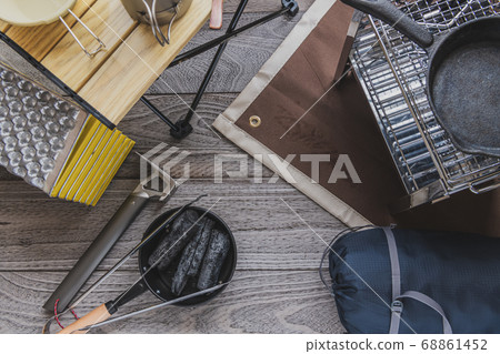 戶外露營裝備俯視圖 戶外露營裝備俯視圖 68861452