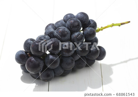 Kyoho Summer Fruits 68861543