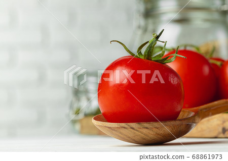 Close up of cherry tomatoes on kitchen table 68861973