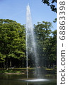 A fountain 68863398