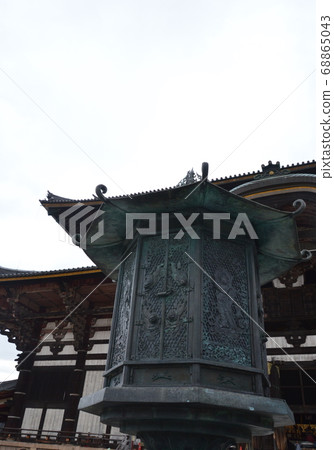 東大寺青銅八角形燈籠（奈良縣奈良市大佛堂/東二町東大寺） 68865043