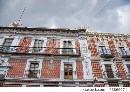 Mexico Puebla's Talavera Grilled Tile Exterior Wall Building 68866074