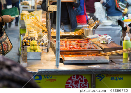 Korean food stand 68866780
